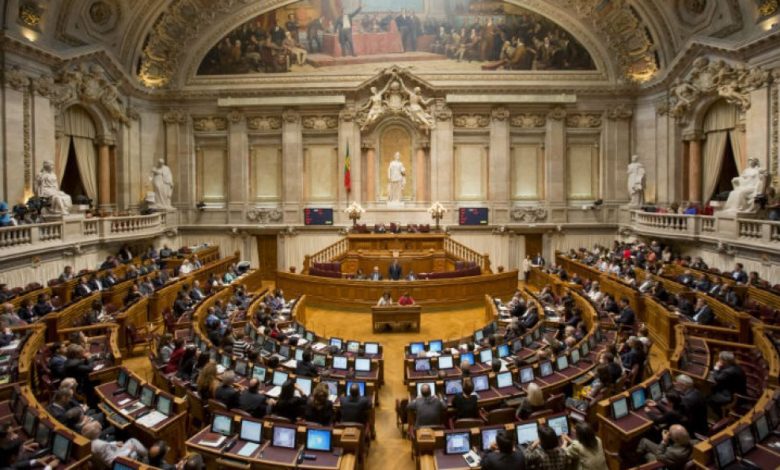 assembleia da republica parlamento